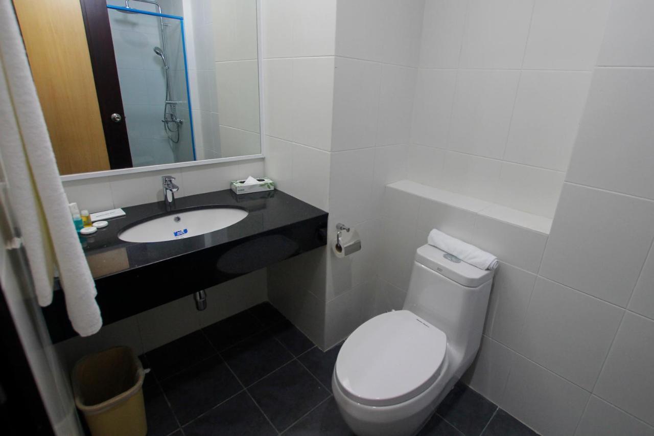 Imperial Suites Miri , Diamond Tower Buitenkant foto