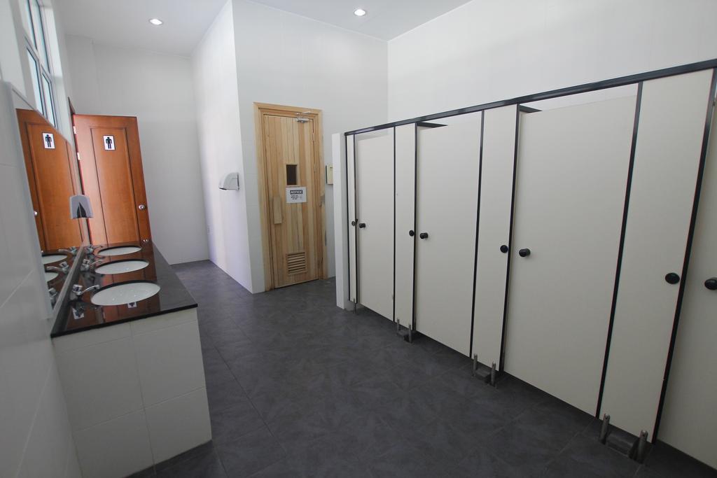 Imperial Suites Miri , Diamond Tower Buitenkant foto