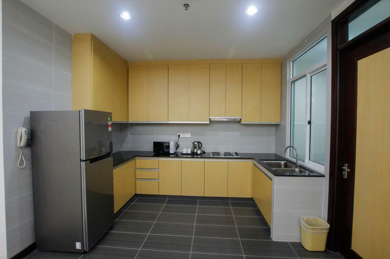 Imperial Suites Miri , Diamond Tower Buitenkant foto